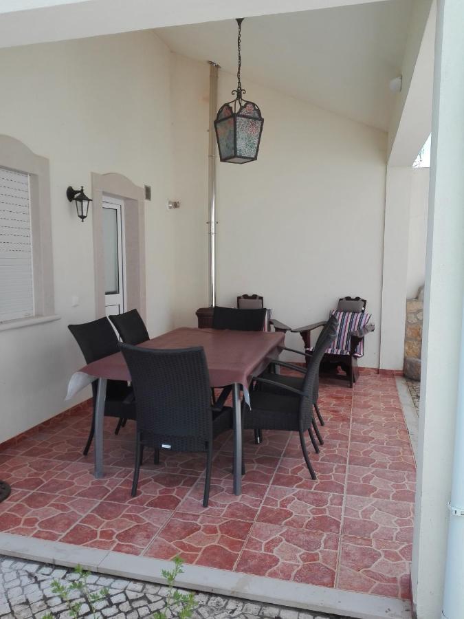 Lourinha Countryside Apartment Moita dos Ferreiros Luaran gambar