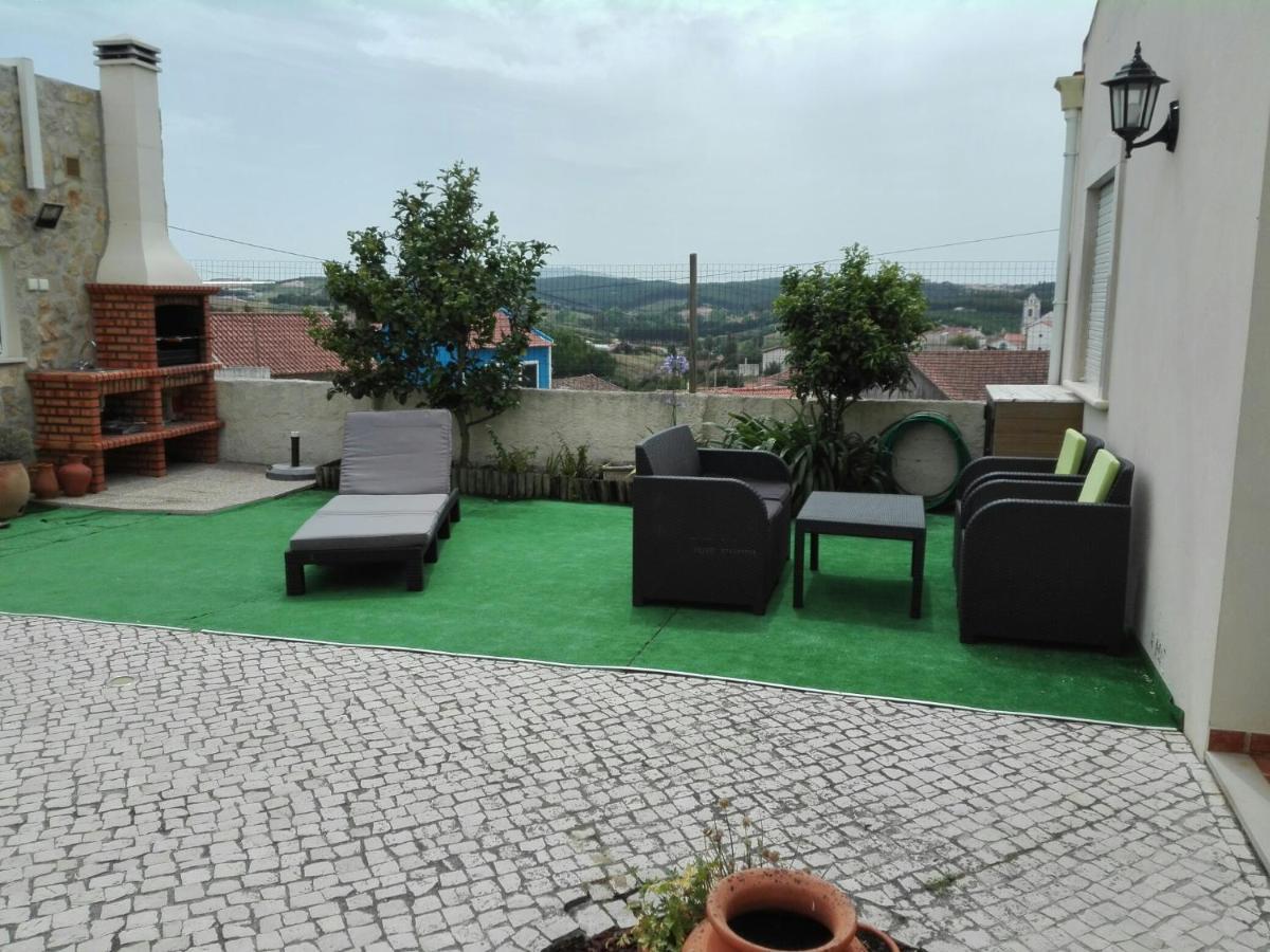 Lourinha Countryside Apartment Moita dos Ferreiros Luaran gambar